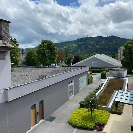 Designapartment Saphir Mit Seezugang In Poertschach Appartement *