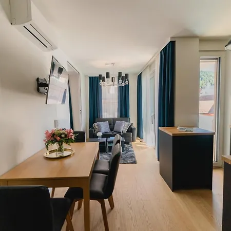 Designapartment Saphir Mit Seezugang In Poertschach Appartement