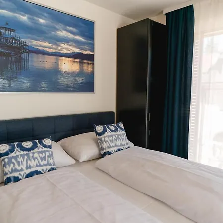 Designapartment Saphir Mit Seezugang In Poertschach Appartement